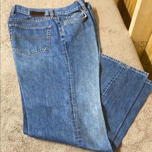 Tommy Bahama size 33 x 32 jeans